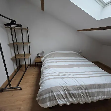 Centre De Avec Jardin דירה *