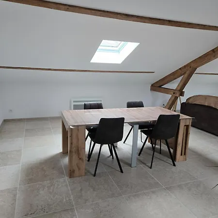 Centre De Avec Jardin דירה טול