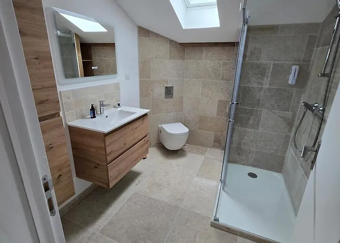 Centre De Avec Jardin Апартаменты