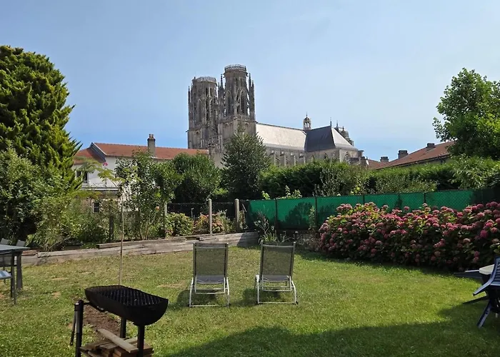 Centre De Avec Jardin 公寓 图勒